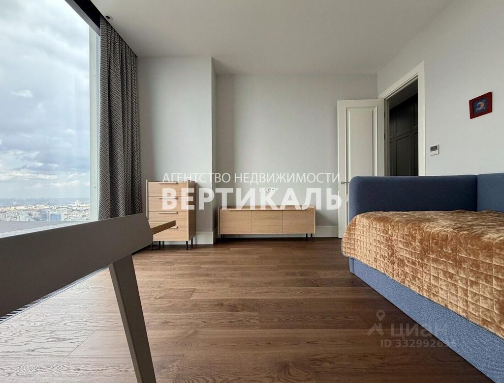 m. Delovoy tsentr (Vystavochnaya): Apartment, 5-rooms