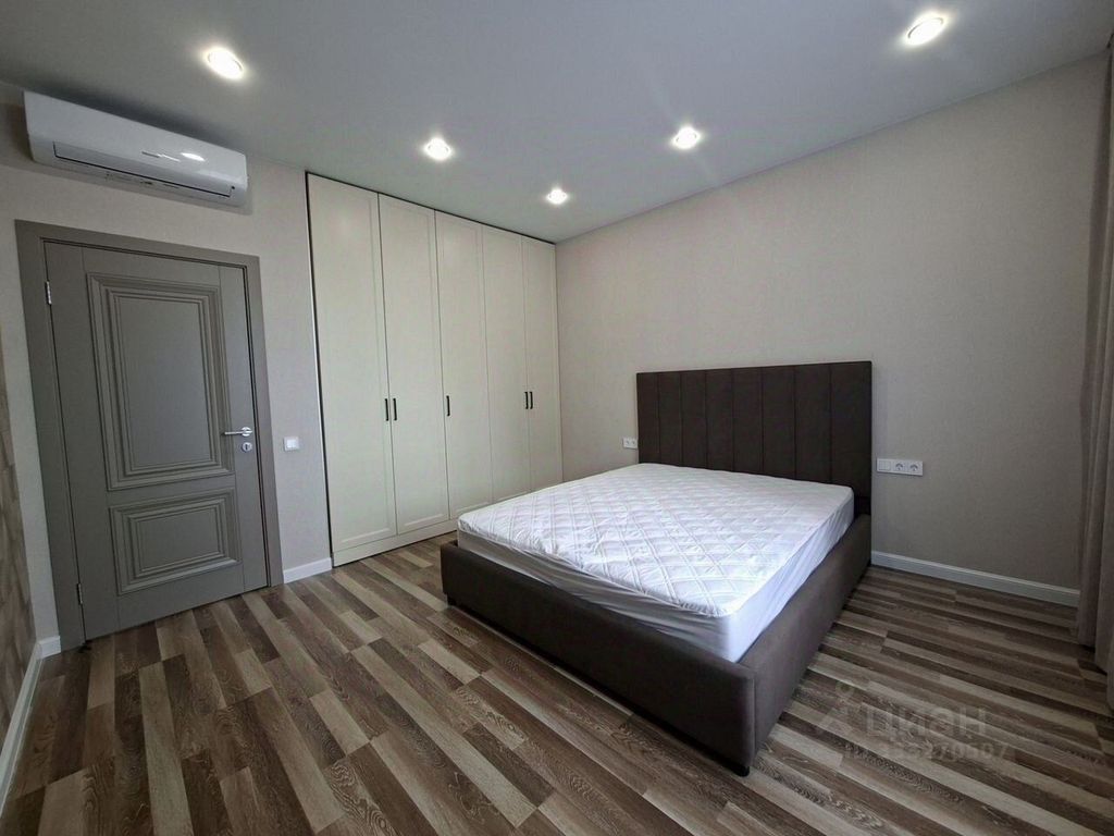 m. Nagornaya: Apartment, 2-rooms