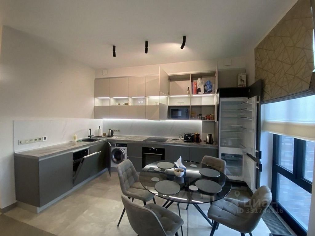 m. Ulitsa 1905 goda: Apartment, 2-rooms