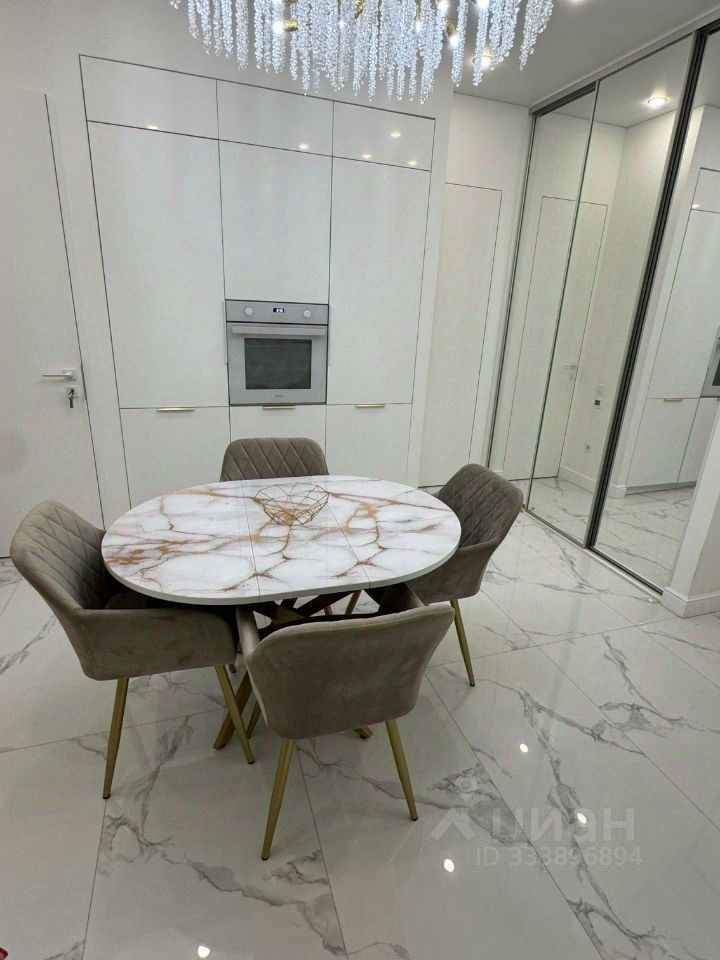 m. Narodnoe Opolchenie: Apartment, 2-rooms
