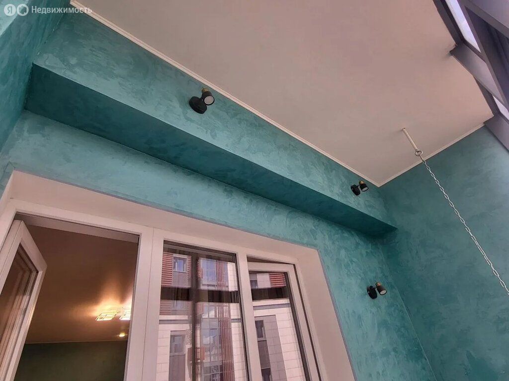 m. ZIL: Apartment, 1-rooms