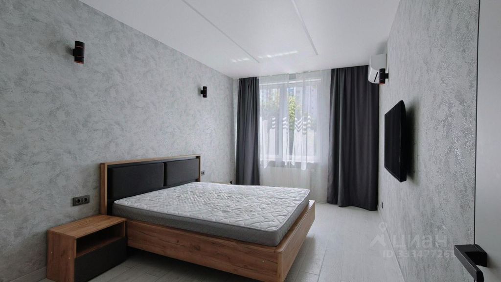 m. Oktyabrskoe pole: Apartment, 1-rooms