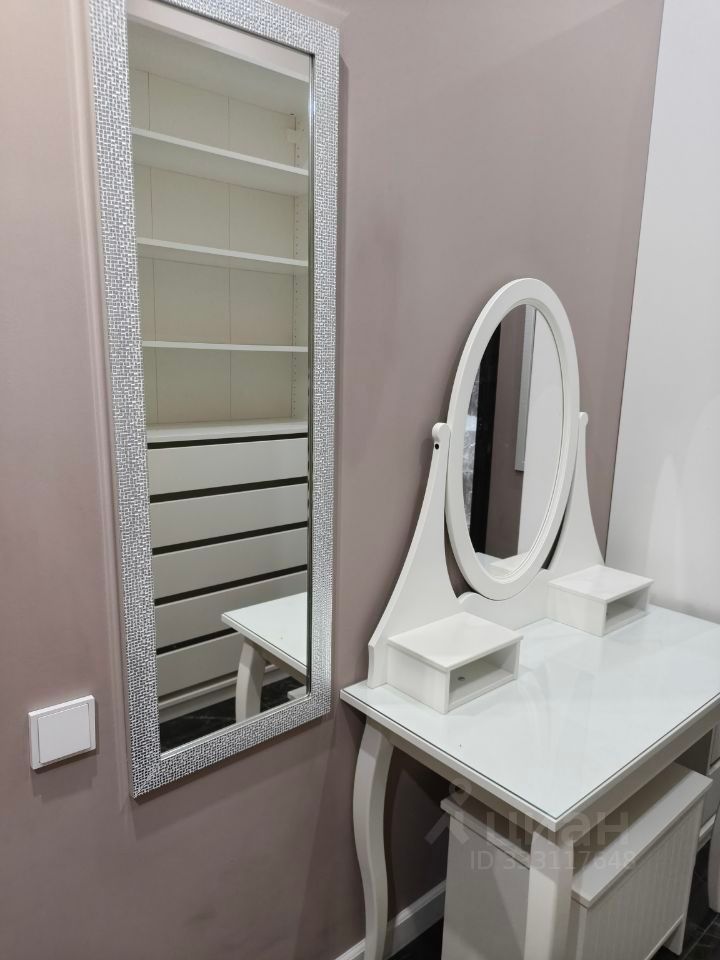m. Khlebnikovo: Apartment, 3-rooms