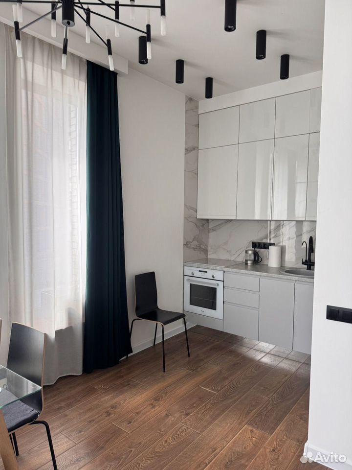 m. Molodezhnaya: Apartment, 2-rooms