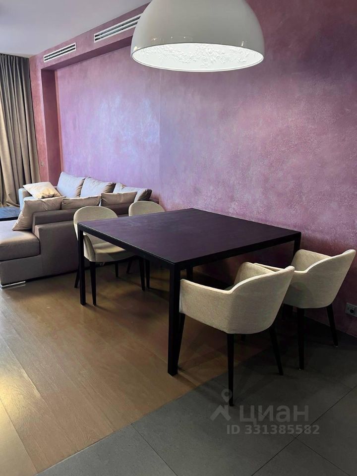 m. Oktyabrskoe pole: Apartment, 2-rooms