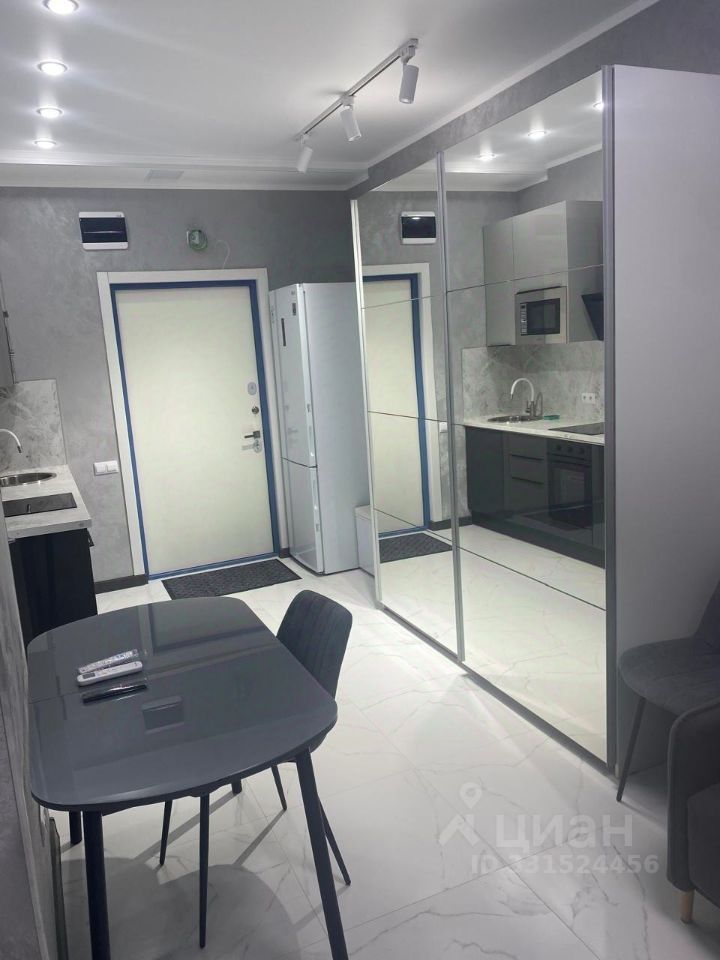 m. Aminyevskaya: Apartment, studio