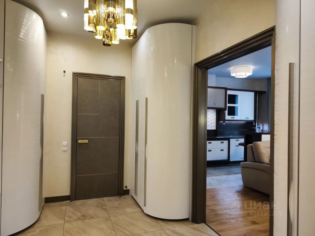 m. Ulitsa 1905 goda: Apartment, 2-rooms