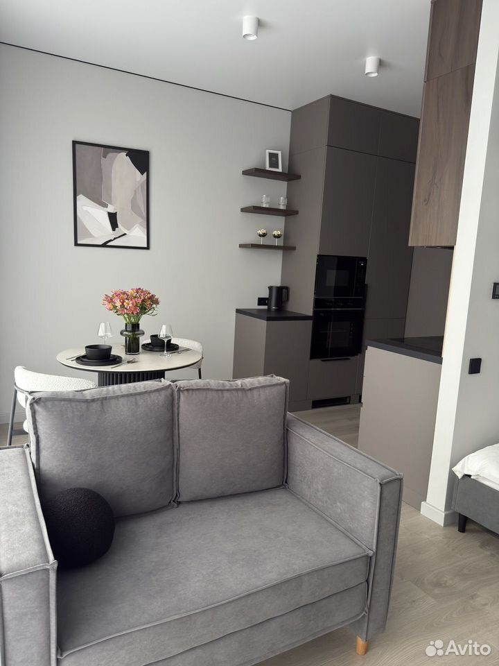 m. Zorge: Apartment, studio