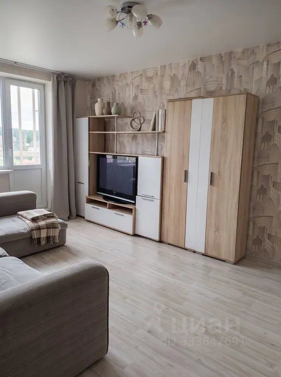 m. Myakinino: Apartment, 2-rooms
