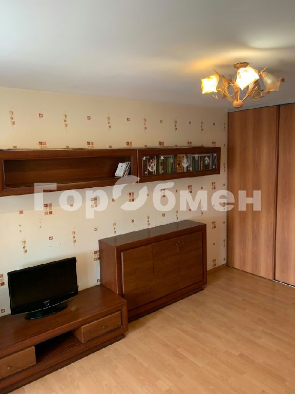 m. Bulvar Dmitriya Donskogo: Apartment, 2-rooms