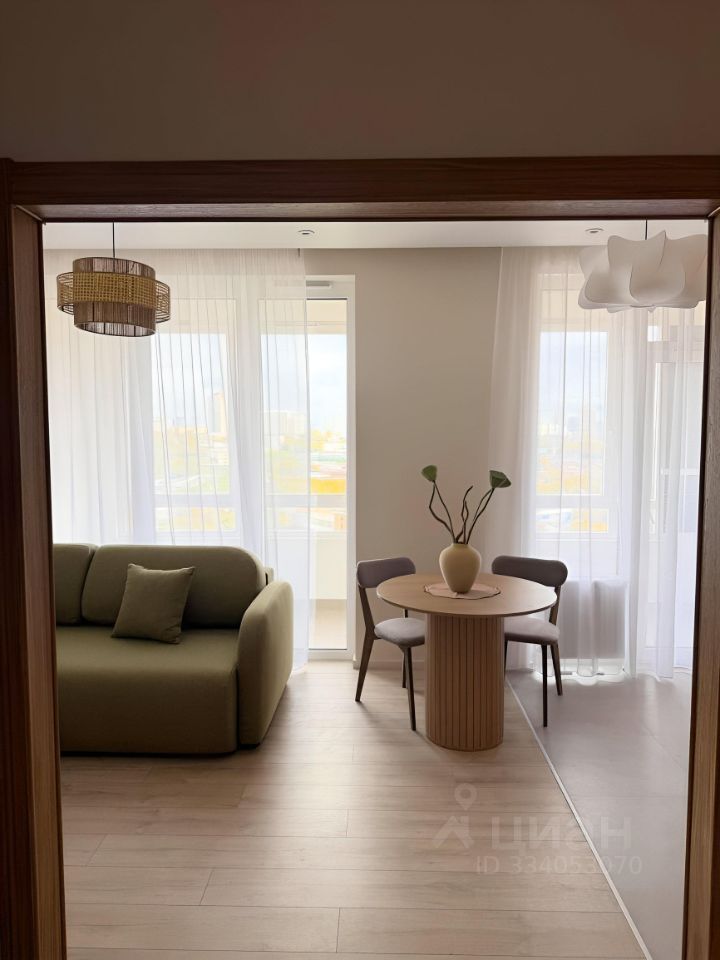 m. Trikotazhnaya: Apartment, 2-rooms