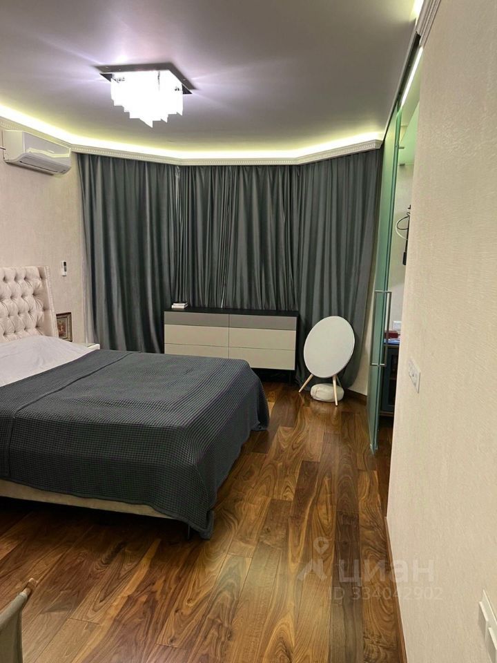 m. Trubnaya: Apartment, 2-rooms