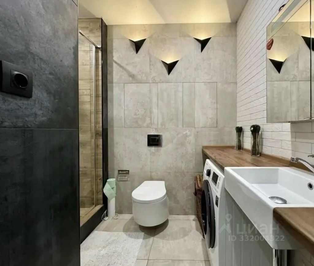 m. ZIL: Apartment, studio