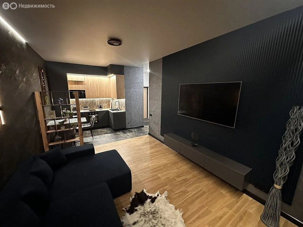 m. ZIL: Apartment, studio