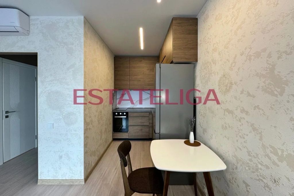 m. Park Pobedy: Apartment, studio