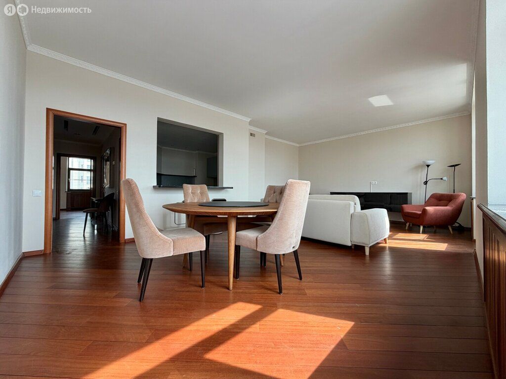m. Smolenskaya: Apartment, 3-rooms