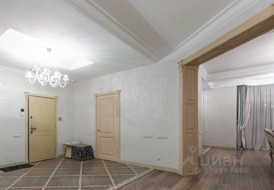 m. Mayakovskaya: Apartment, 4-rooms