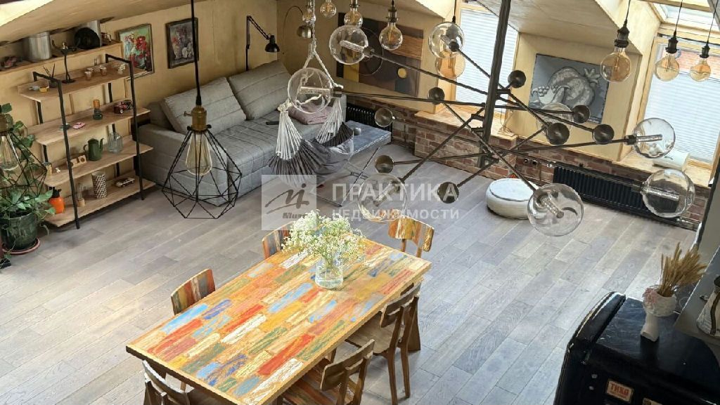m. Verkhnie Kotly: Apartment, 3-rooms