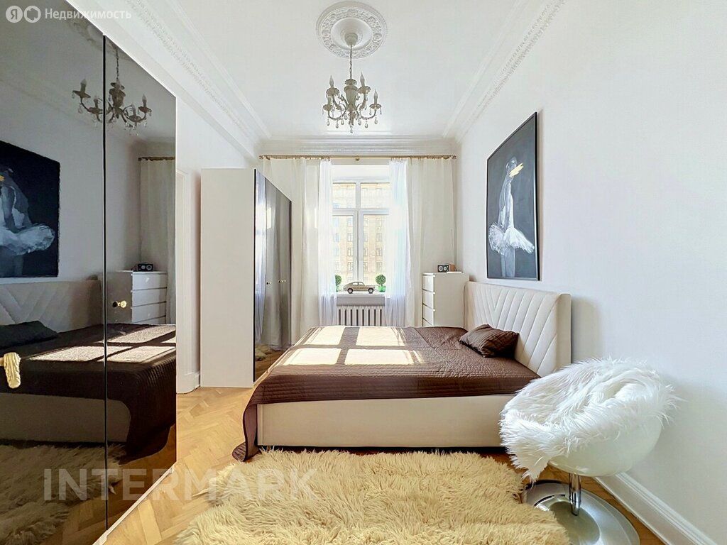 m. Barrikadnaya: Apartment, 2-rooms