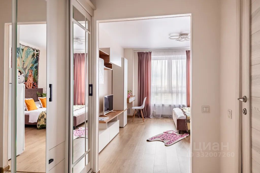 m. Ozernaya: Apartment, studio