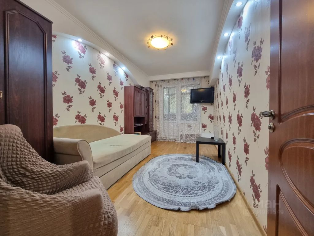m. Strogino: Apartment, 2-rooms