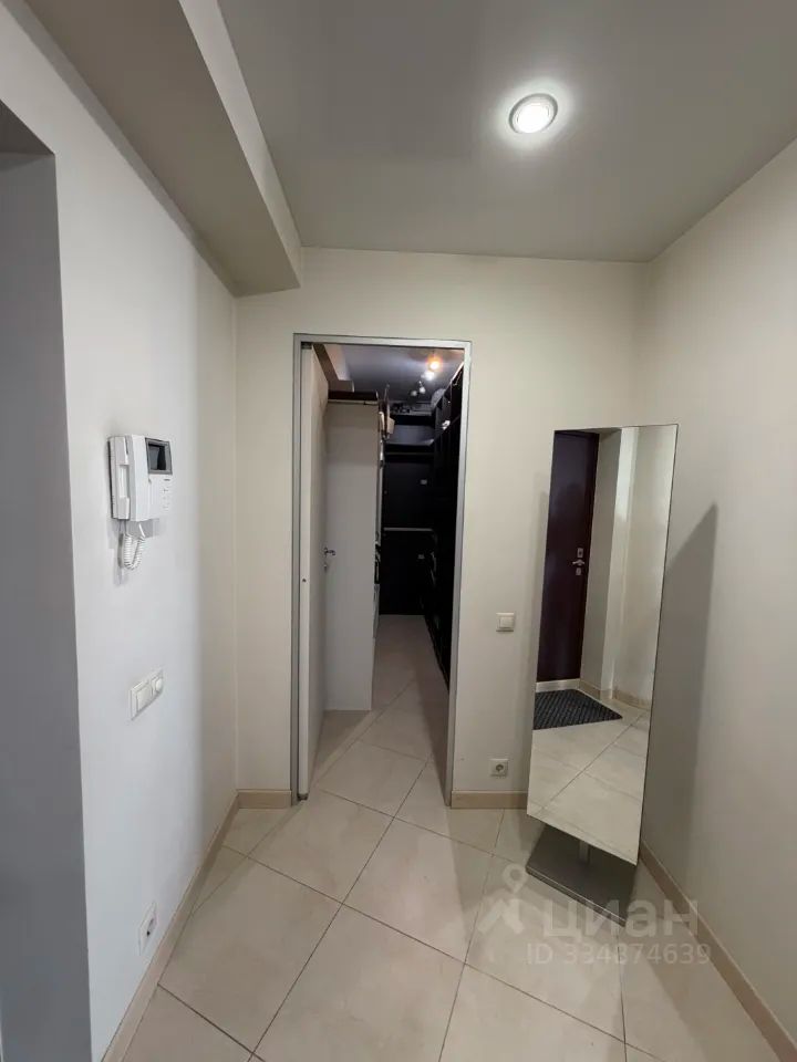 m. Kuzminki: Apartment, 2-rooms