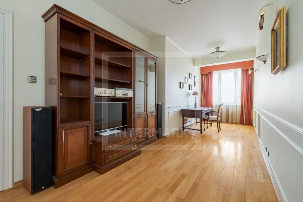 m. Frunzenskaya: Apartment, 5-rooms