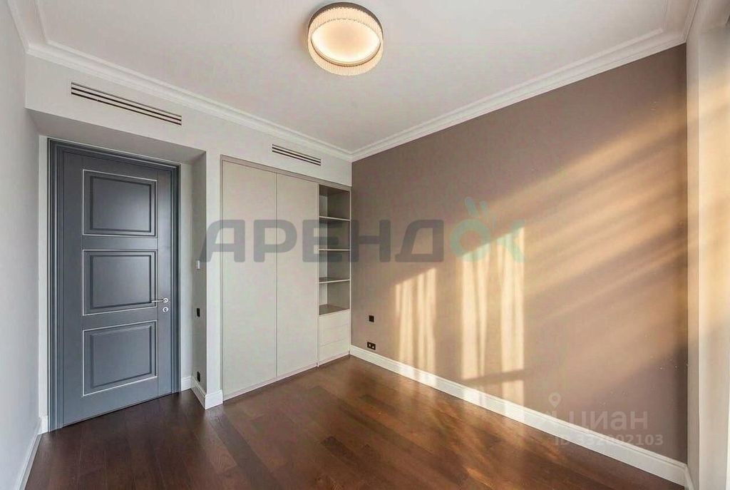 m. TsSKA: Apartment, 4-rooms