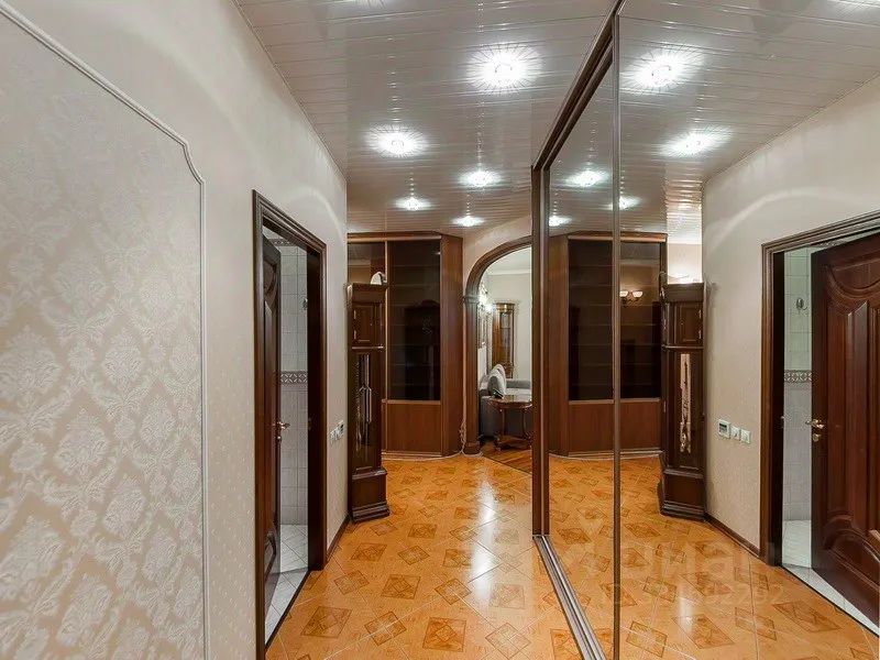 m. Novoslobodskaya: Apartment, 3-rooms