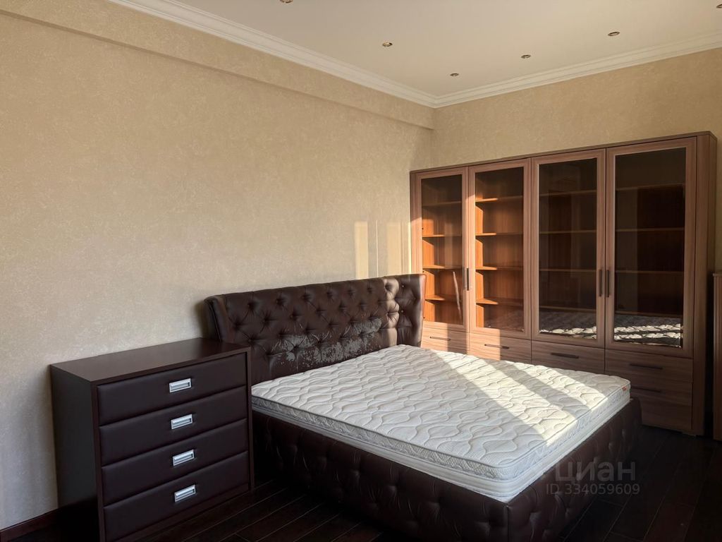 m. Kievskaya: Apartment, 2-rooms