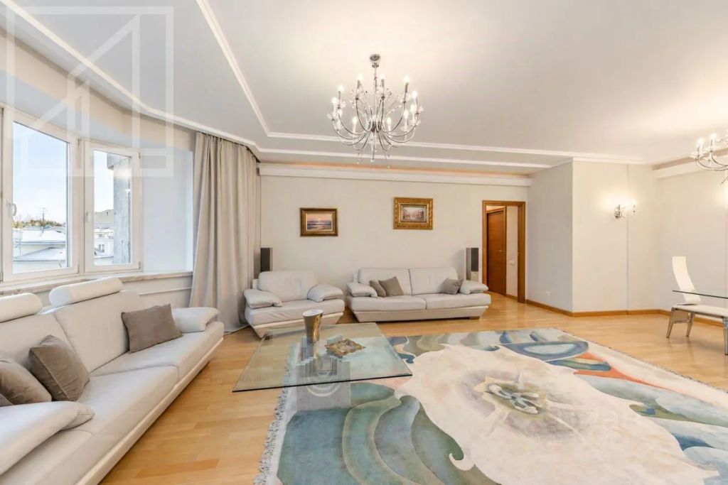 m. Pushkinskaya: Apartment, 3-rooms