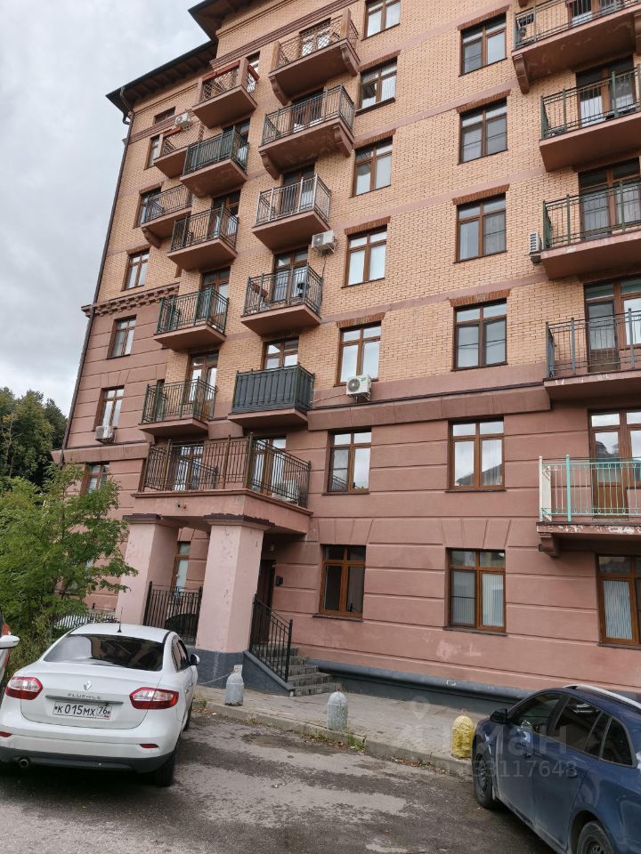 m. Khlebnikovo: Apartment, 3-rooms
