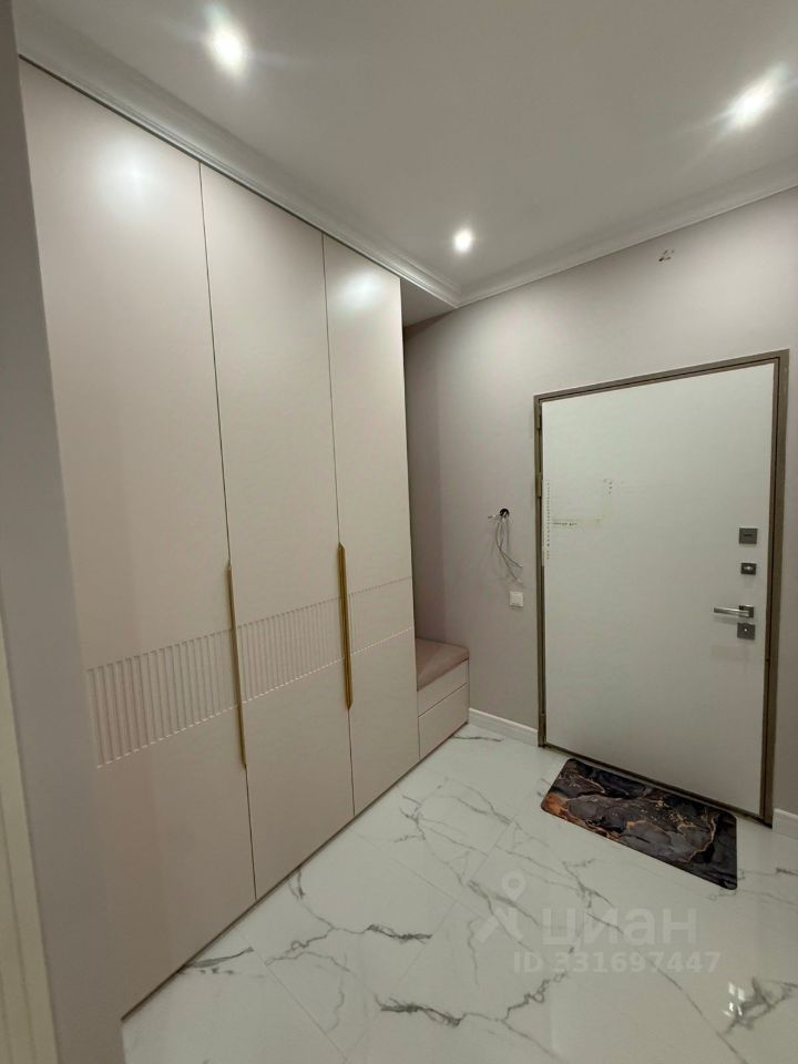 m. Serp i Molot: Apartment, 2-rooms