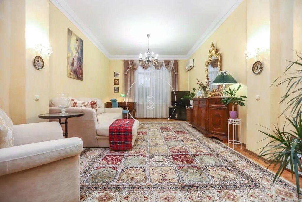m. Kievskaya: Apartment, 2-rooms