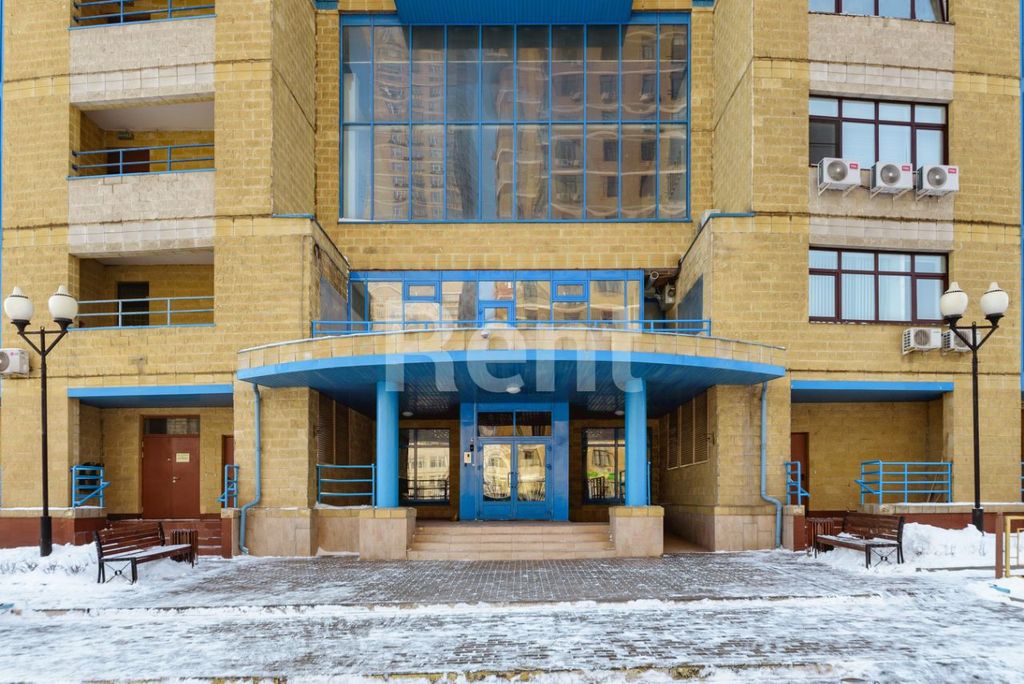 m. Strogino: Apartment, 2-rooms