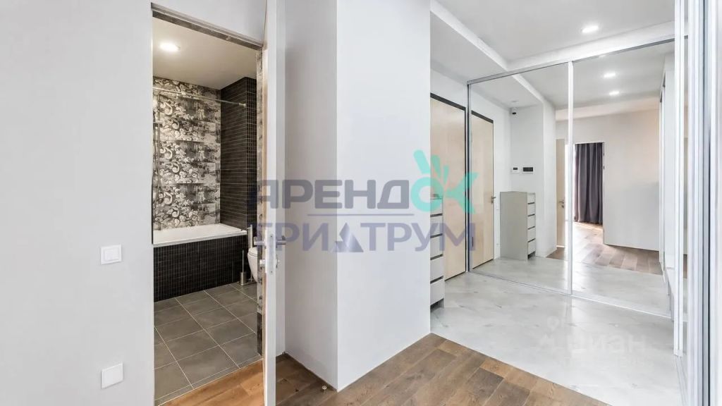 m. Novokuznetskaya: Apartment, 4-rooms