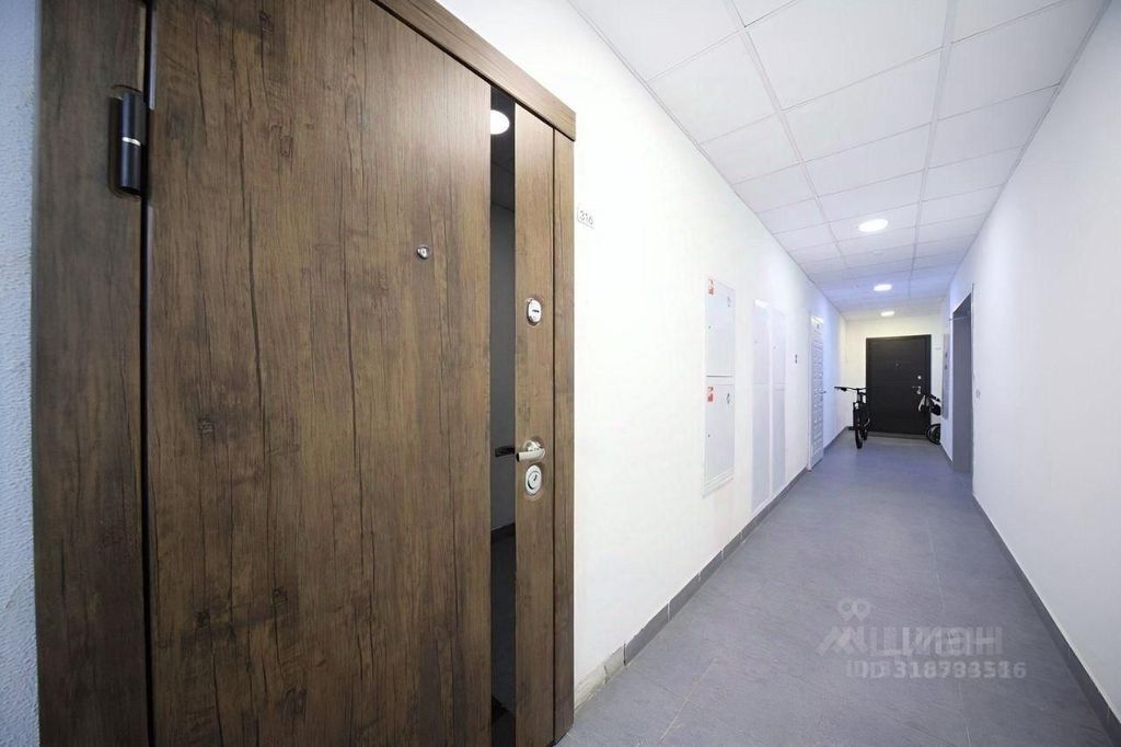 m. Levoberezhnaya: Apartment, 2-rooms