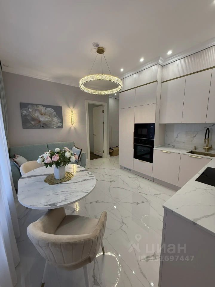 m. Serp i Molot: Apartment, 2-rooms