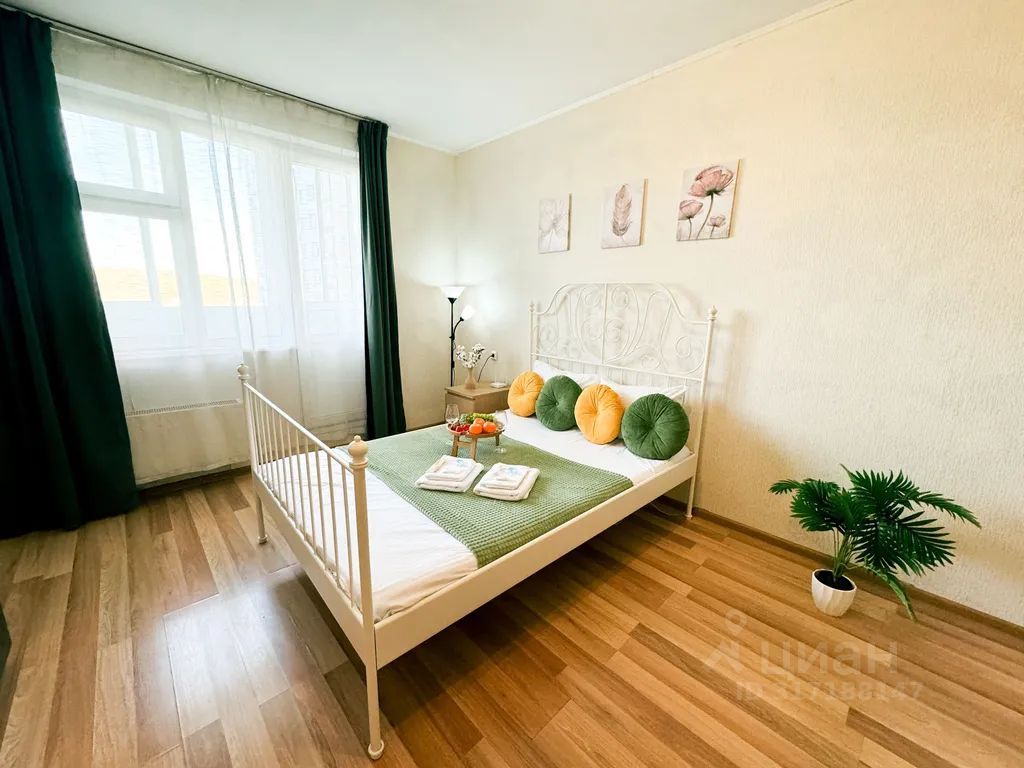 m. Levoberezhnaya: Apartment, 1-rooms