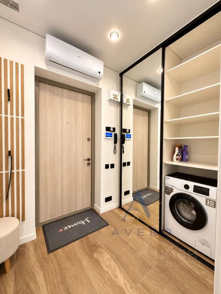 m. Narodnoe Opolchenie: Apartment, 1-rooms