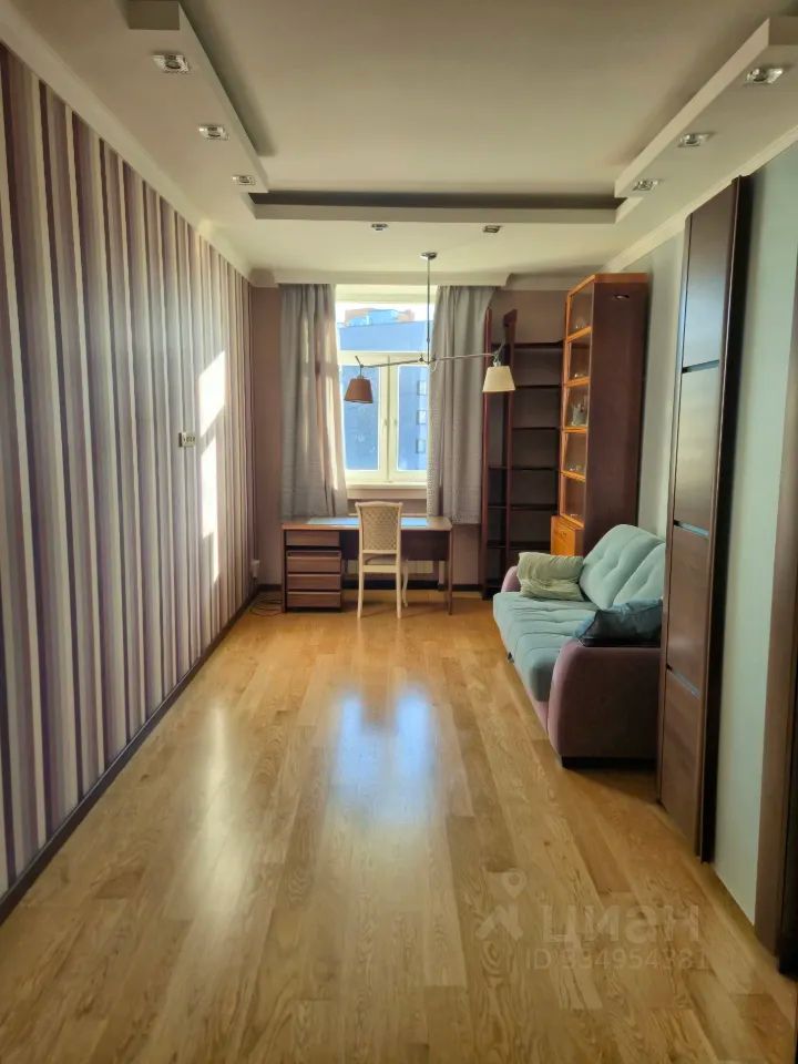 m. Baumanskaya: Apartment, 3-rooms