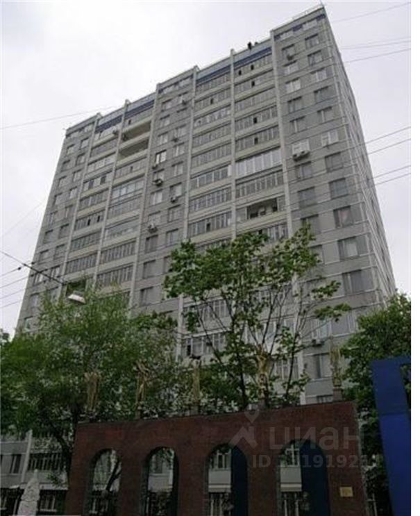m. Kropotkinskaya: Apartment, 2-rooms