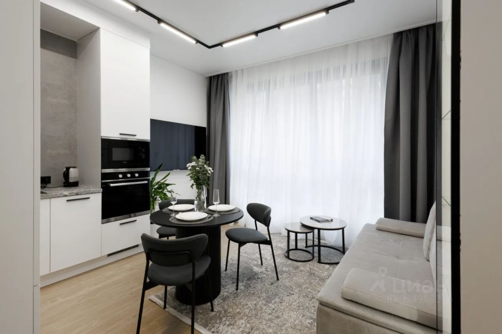 m. Baumanskaya: Apartment, 2-rooms