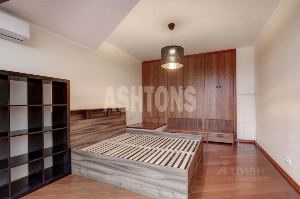 m. Smolenskaya: Apartment, 2-rooms