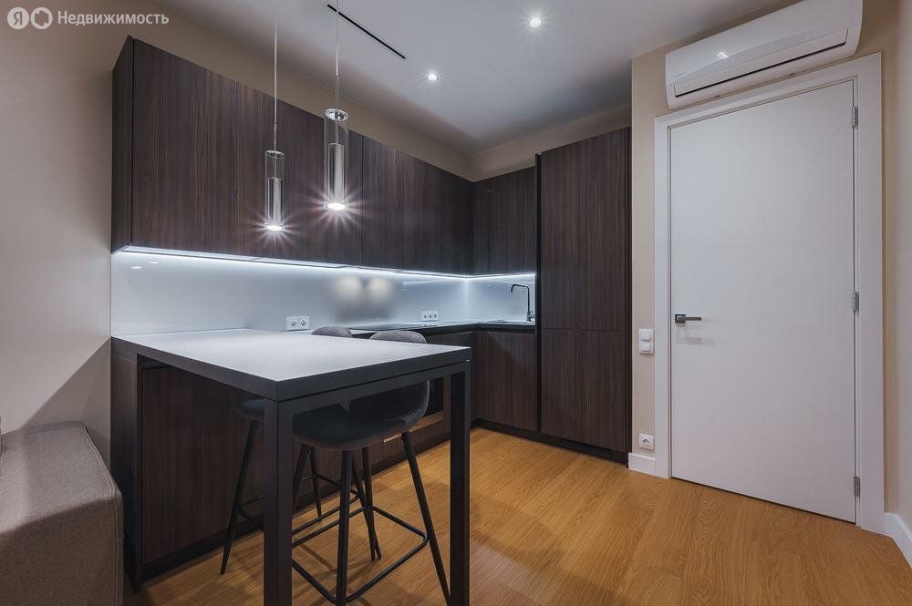 m. Bagrationovskaya: Apartment, 2-rooms