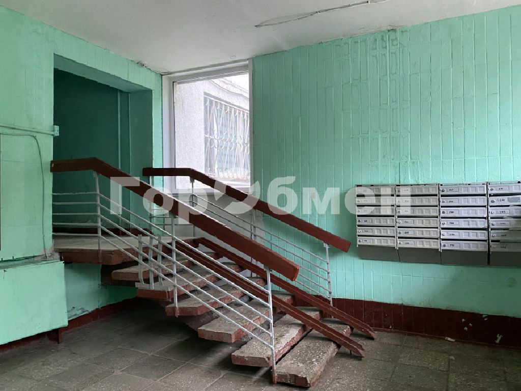 m. Lyublino: Apartment, 2-rooms