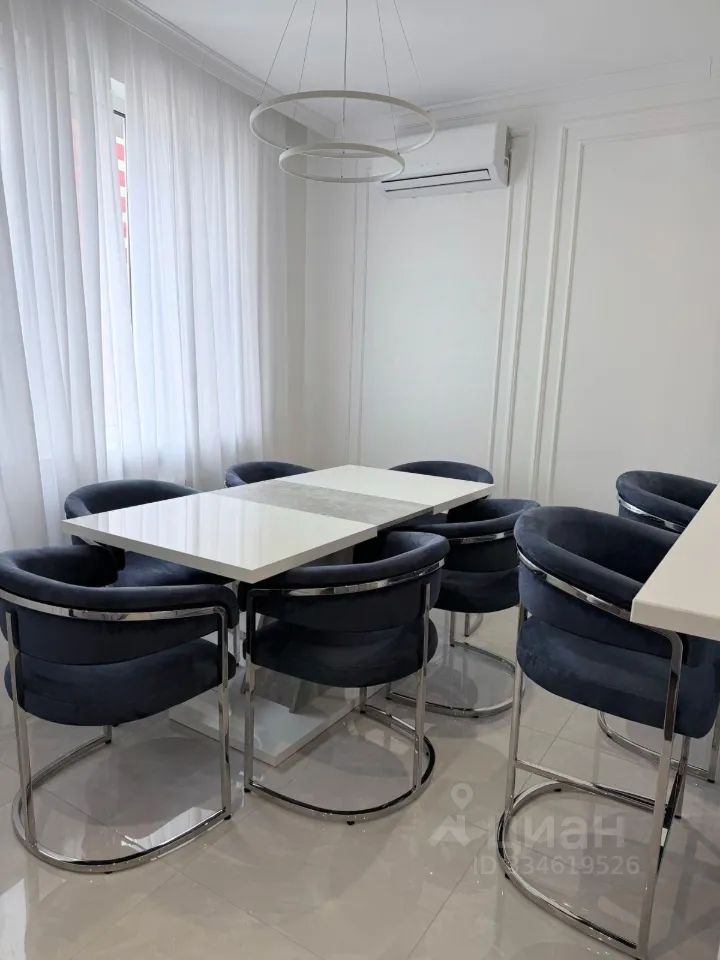 m. Aminyevskaya: Apartment, 2-rooms