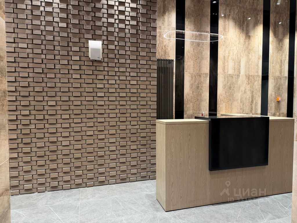 m. ZIL: Apartment, 2-rooms