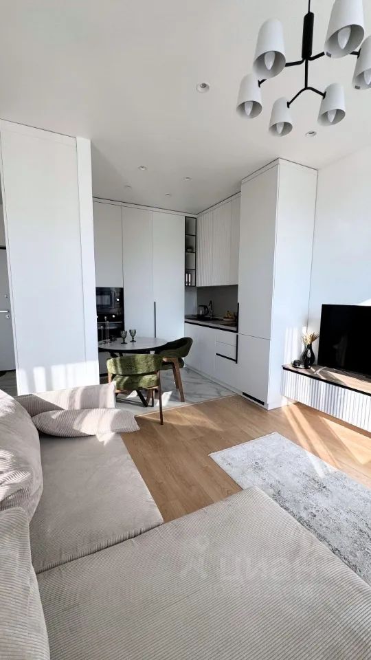 m. Nagornaya: Apartment, studio