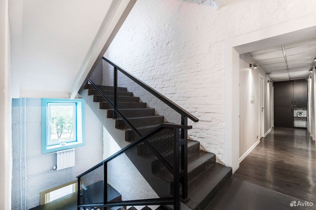 m. Ploschad trekh vokzalov: Apartment, studio